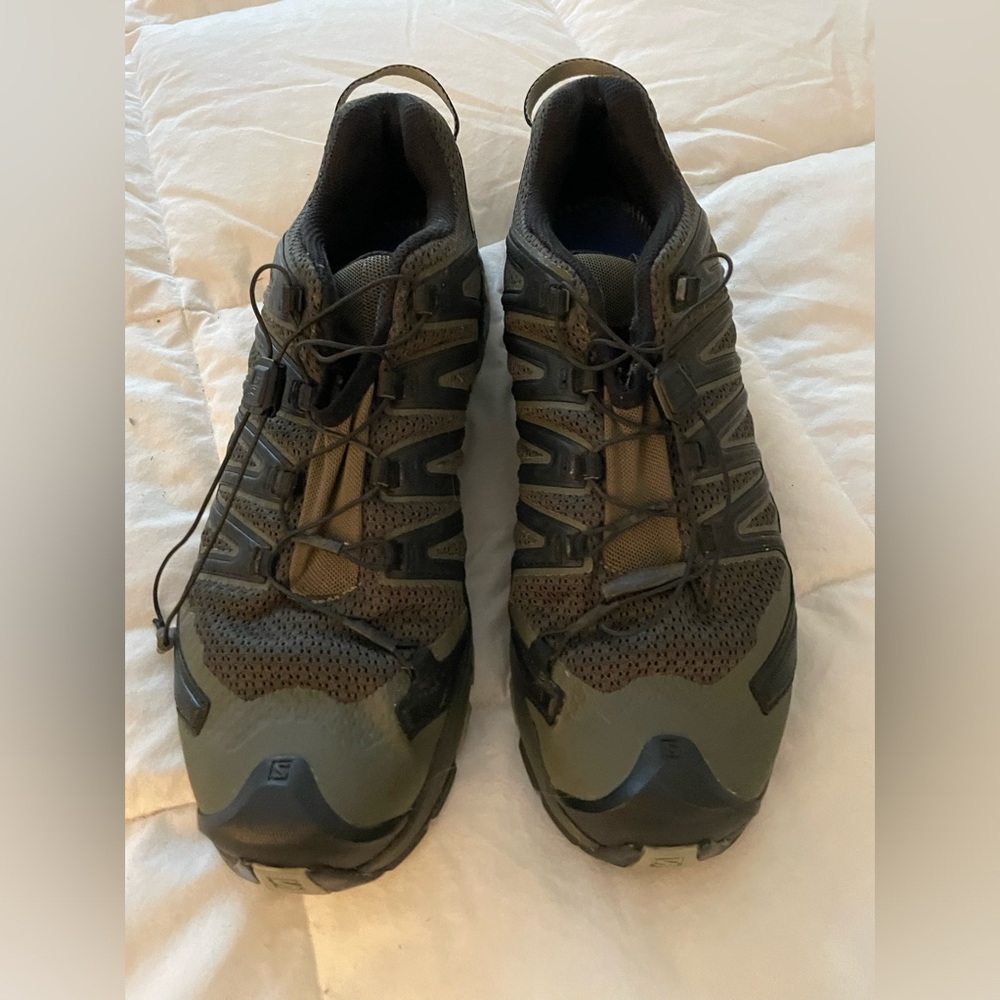 Salomon Train Running Hiking shoes Size 11